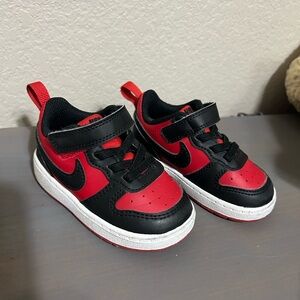 Nike Kids Red and Black Sneakers